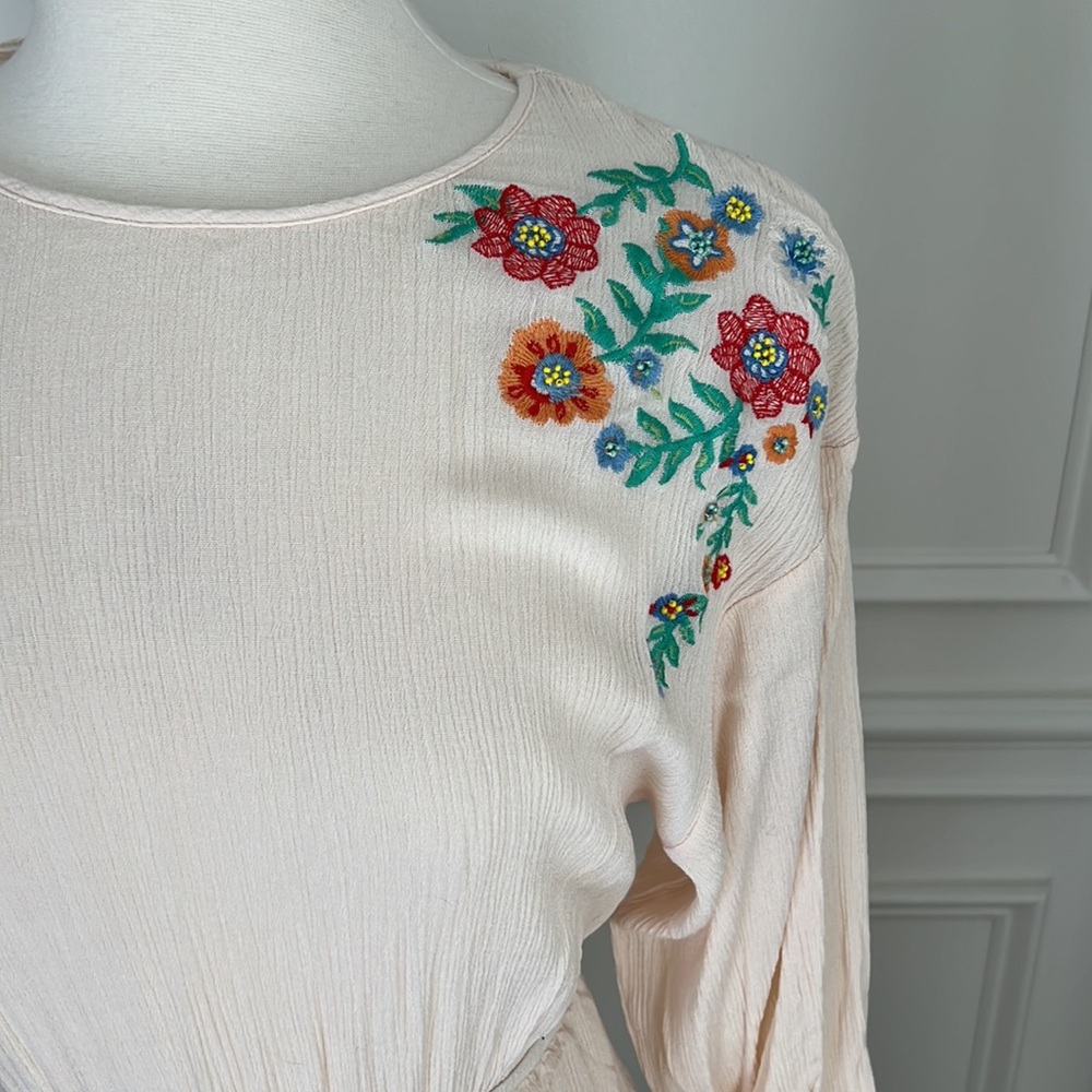 Moon River Embroidered Maxi Dress - Picture 2 of 6